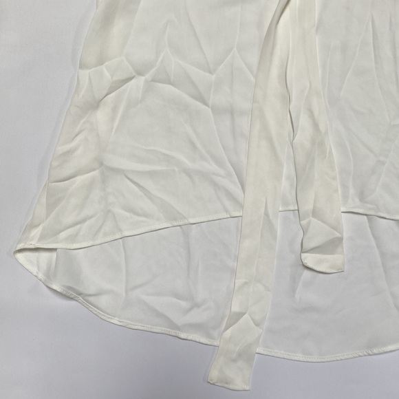 Design Lab Lord and Taylor Cream Chiffon Bow Detail Sleeveless Blouse - Picture 3 of 4